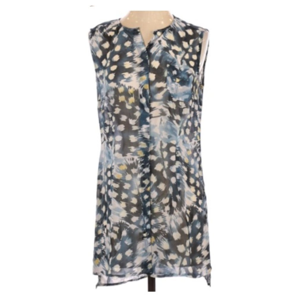 sleeveless button up blouse